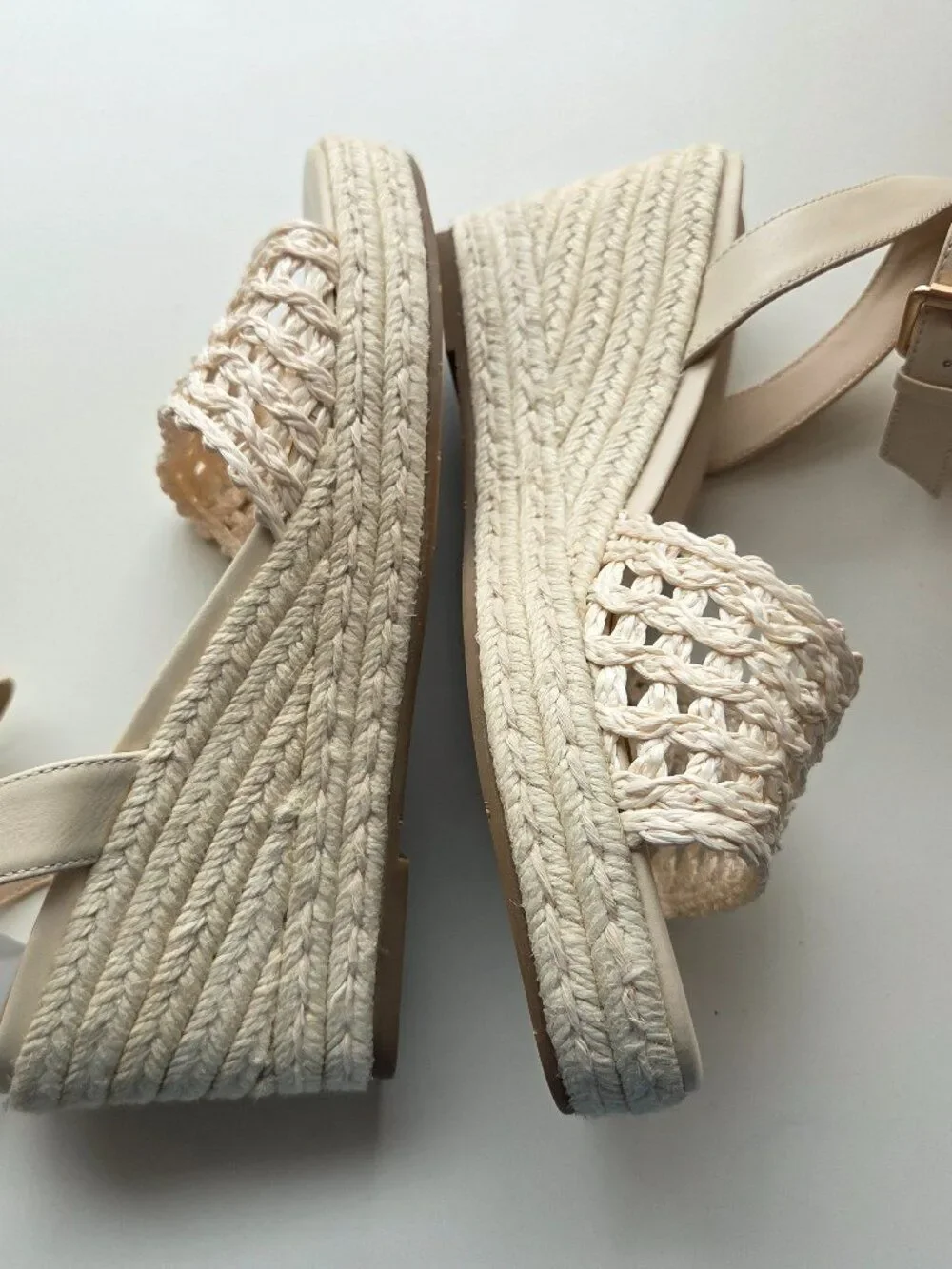 Tina Rose Magda Espadrille Wedge Heels Size 8.5 Cream Ivory Woven Ankle Strap